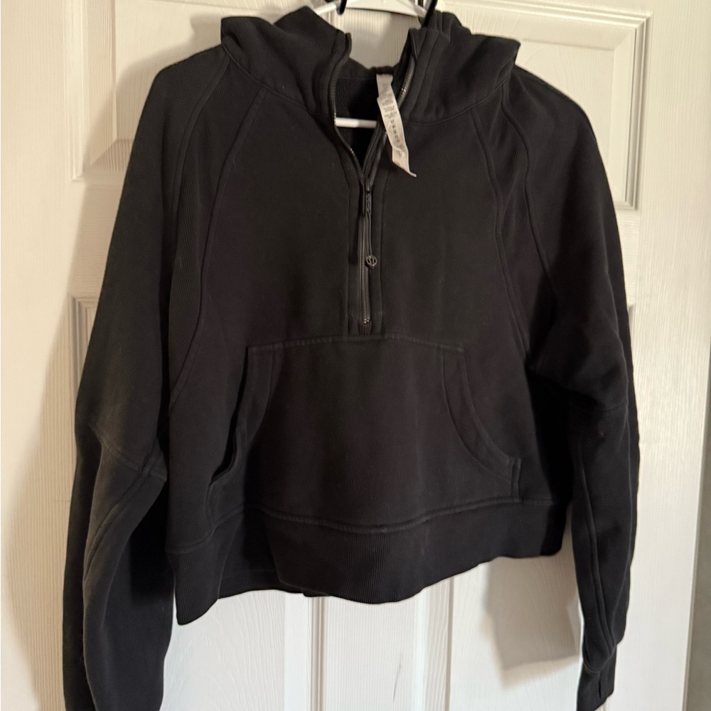 Lululemon Scuba Cropped Black Women's Hoodie Sweater